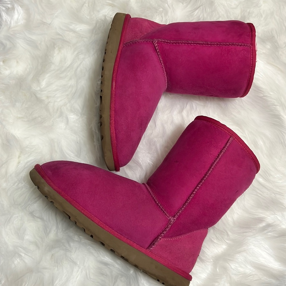 Hot Pink Uggs